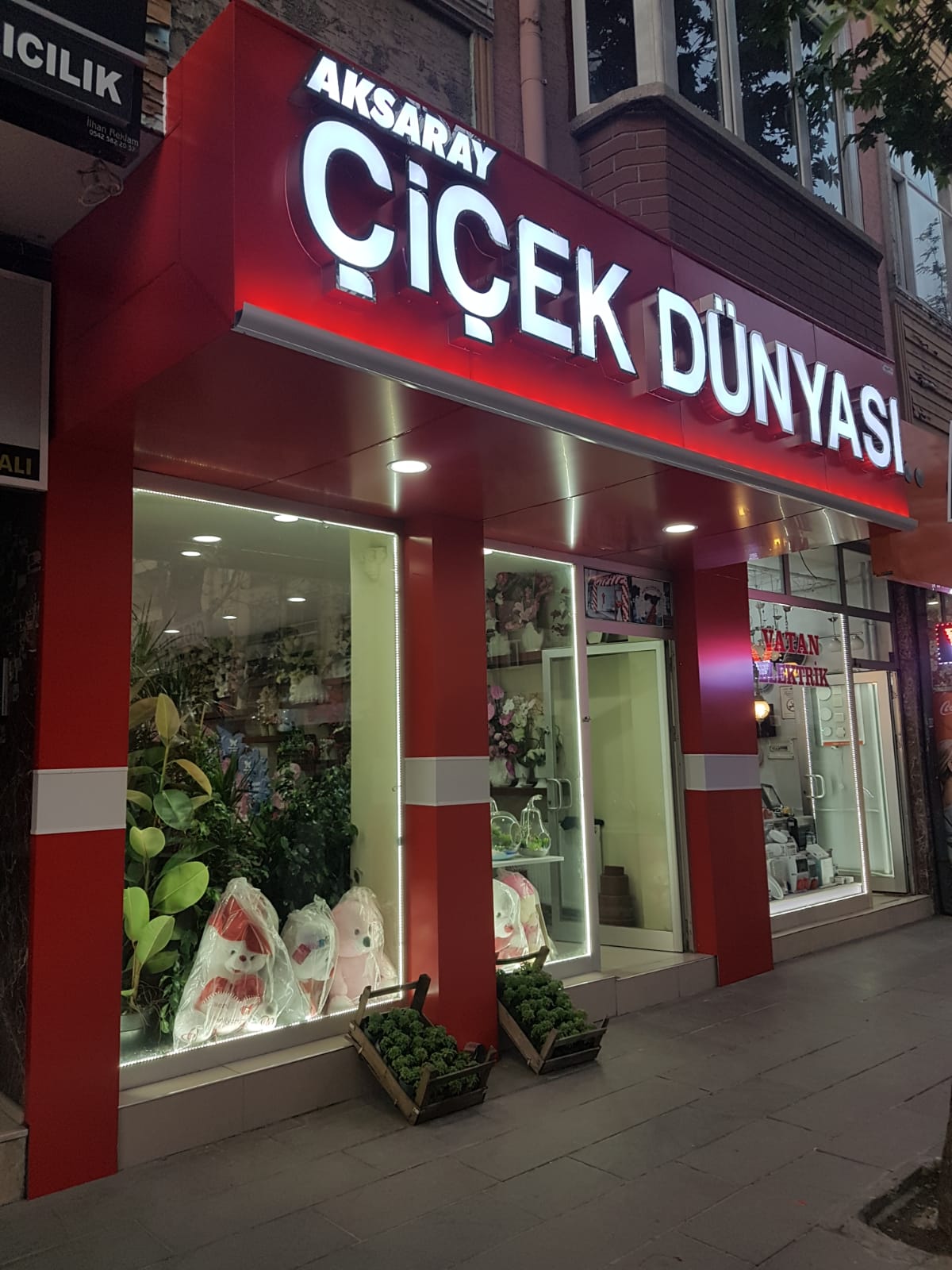 Aksaray Flower World