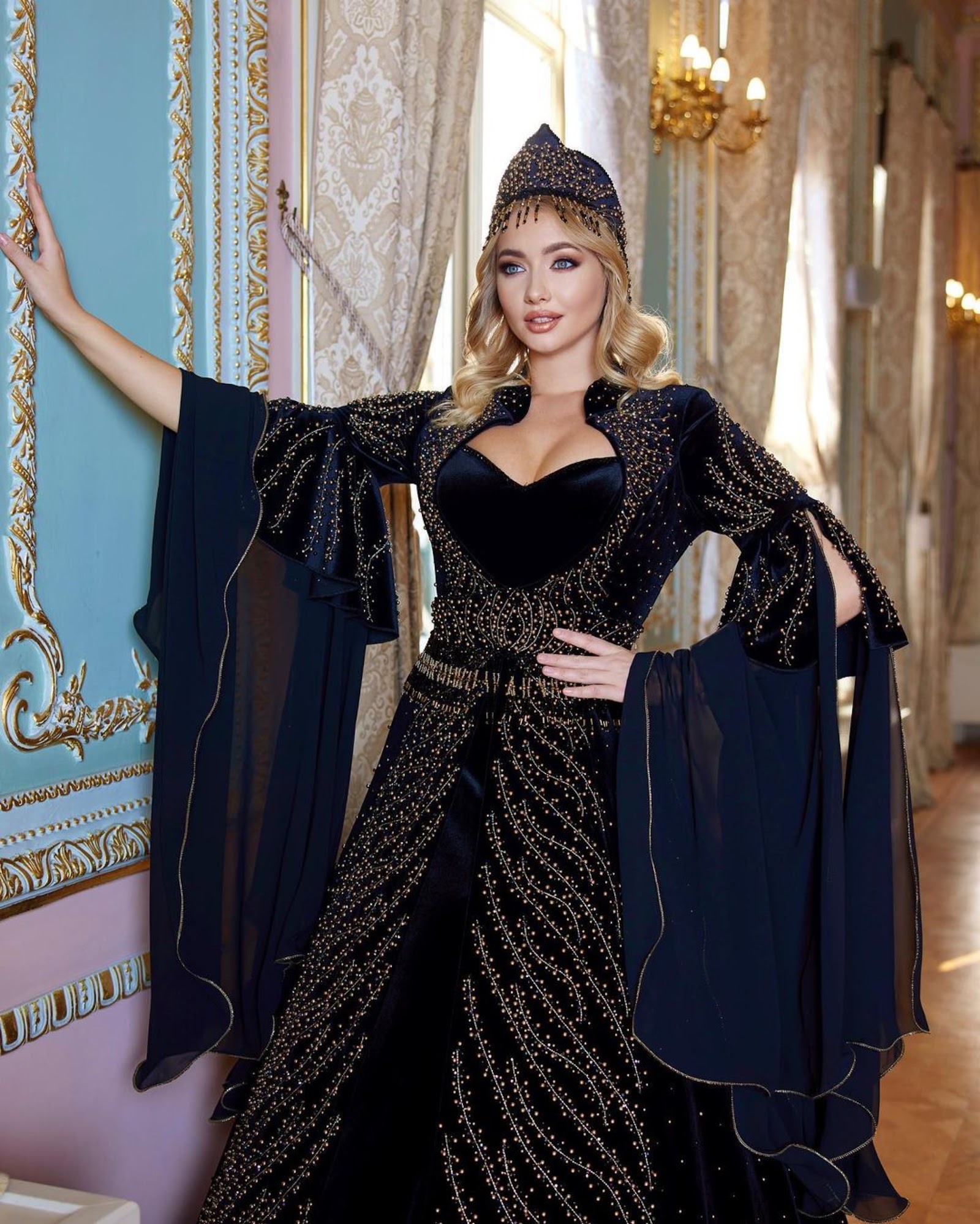 Derya Collection