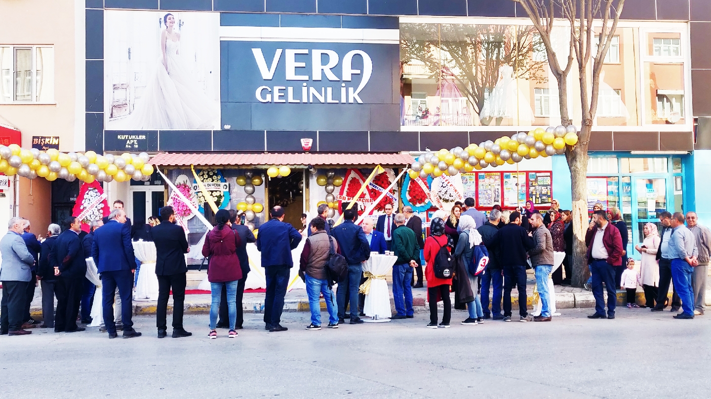Vera Gelinlik - Aksaray Gelinlik kır düğünü mekanı — Merkez