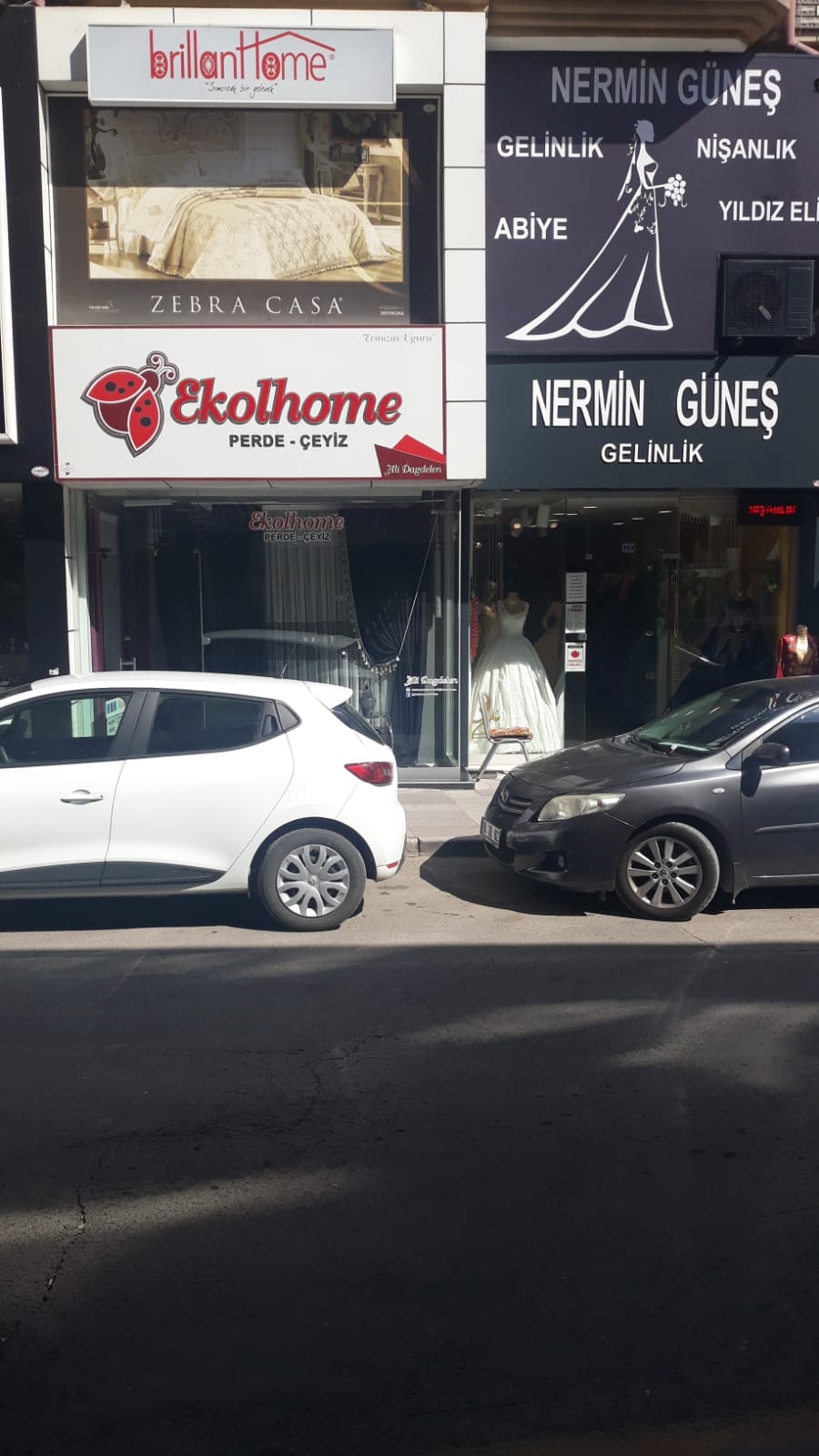 Yıldız Eli Gelinlik ve Moda Evi